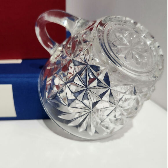 Vintage Anchor Hocking Arlington‎ diamond cut glass cup - Picture 1 of 7